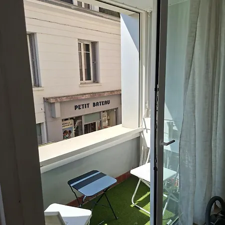 Appartamento à 100 M, à Pied, Linge Et Ménage Inclus *